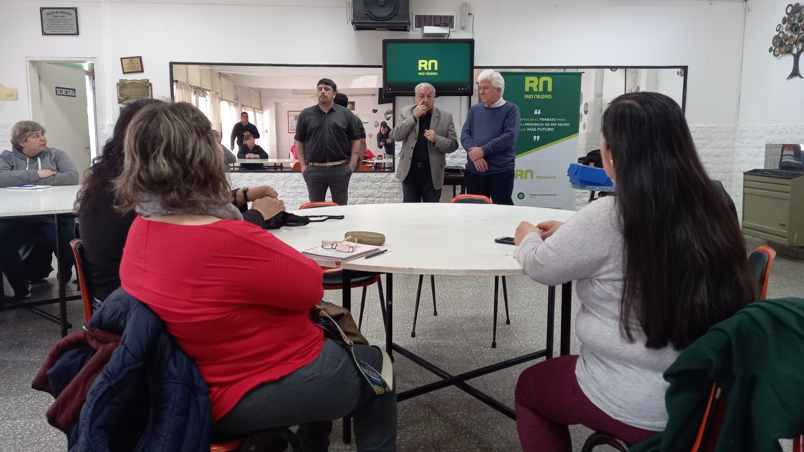 Viedma comenzó la capacitación laboral en manipulación de alimentos