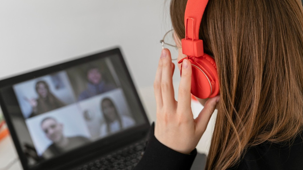 Pausa Digital: inscripciones abiertas para trayecto formativo para docentes thumbnail