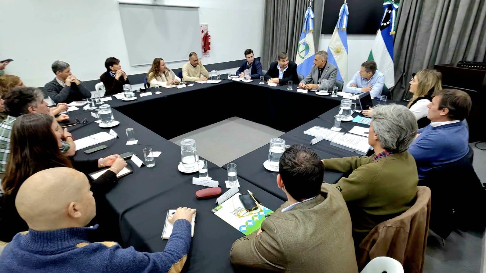 Norpatagonia: R&iacute;o Negro y Neuqu&eacute;n fortalecen su integraci&oacute;n econ&oacute;mica