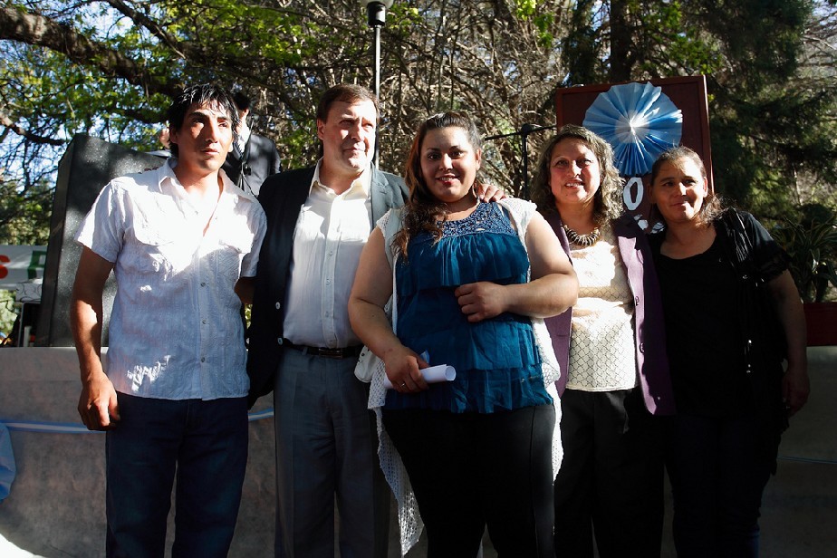 Aniversario de Pomona: Weretilneck entregó 16 nuevas viviendas