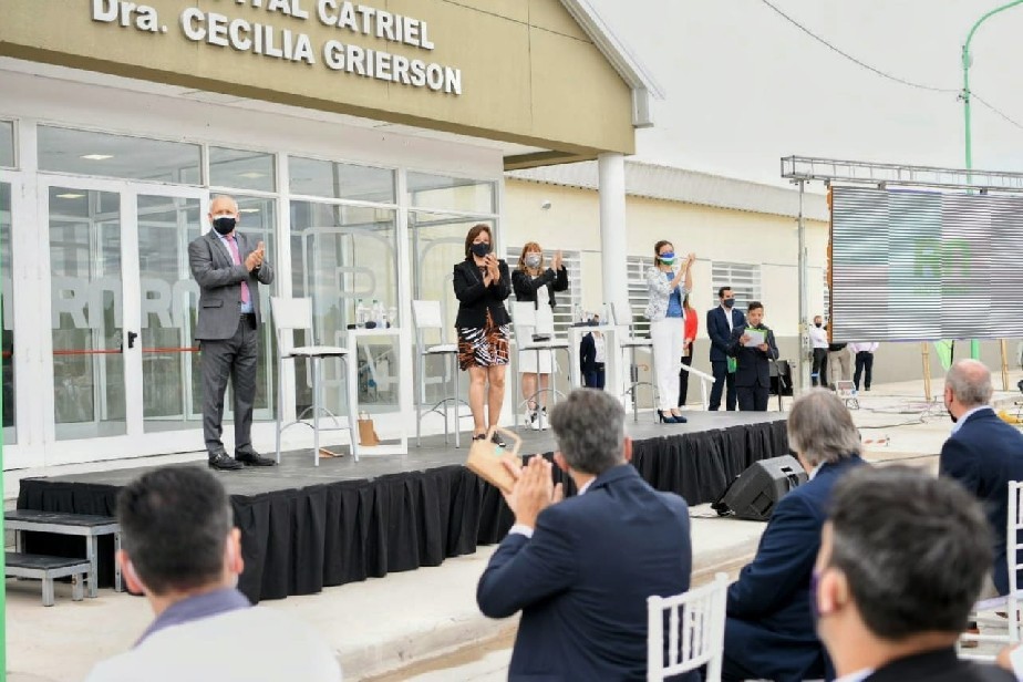Carreras inaugur el hospital de Catriel.