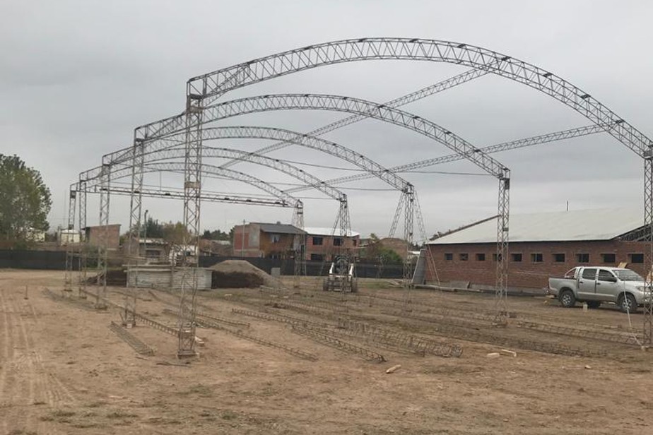 Iniciaron los trabajos de construcci�n del nuevo hospital de Fern�ndez Oro