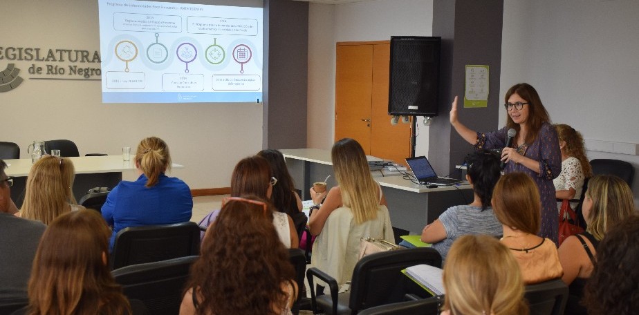 Salud refuerza el trabajo en el abordaje de enfermedades poco frecuentes