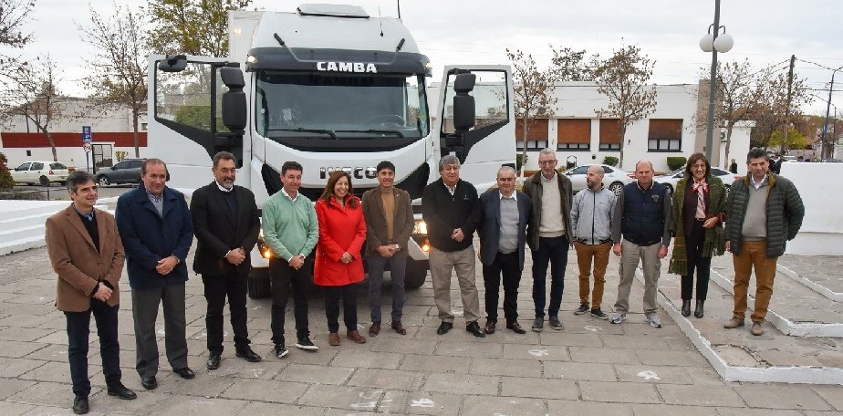 Imagen-El EnDeVaM presentó una nueva unidad de transporte de productos frutihortícolas